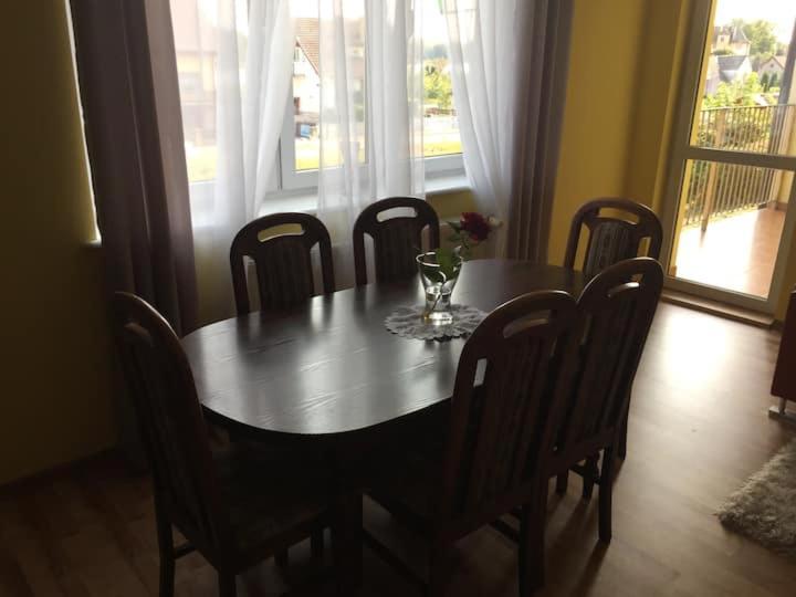 Caly Nad Jeziorem Apartment *