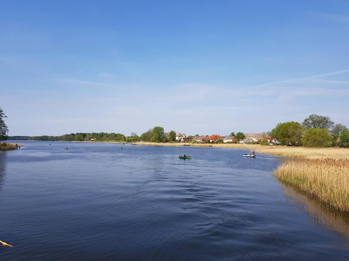 Caly Nad Jeziorem *